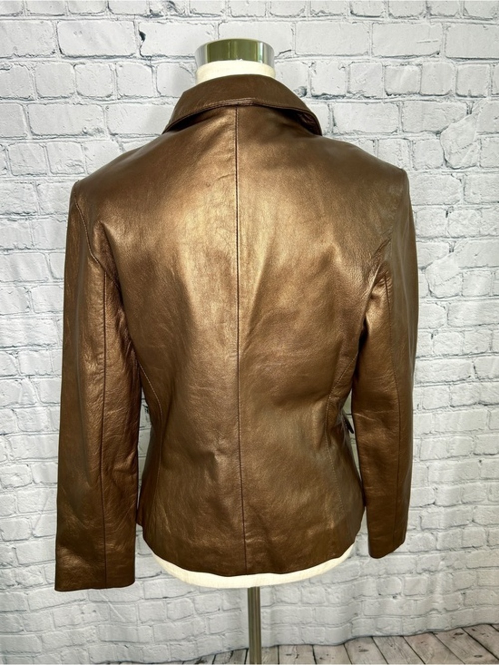 John Carlisle Women's Bronze Leather Jacket Medium Genuine Leather Button Blazer - Picture 6 of 10